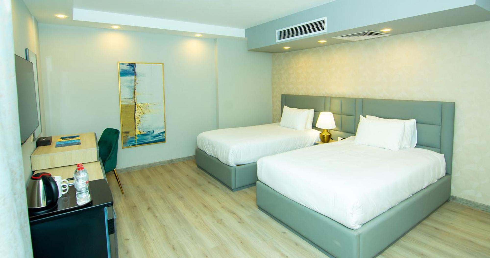 Ocean Blue Apartment *